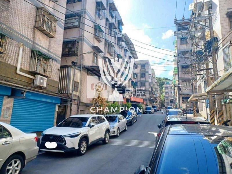 【冠軍】大慶低總價三房有鐵皮房屋室內格局與周邊環境