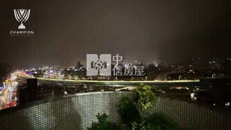 光華國宅稀有前區海景夜色宅房屋室內格局與周邊環境