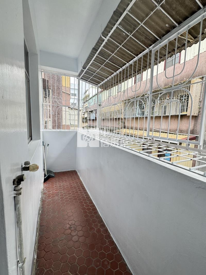 高雄澄清湖健身公寓房屋室內格局與周邊環境