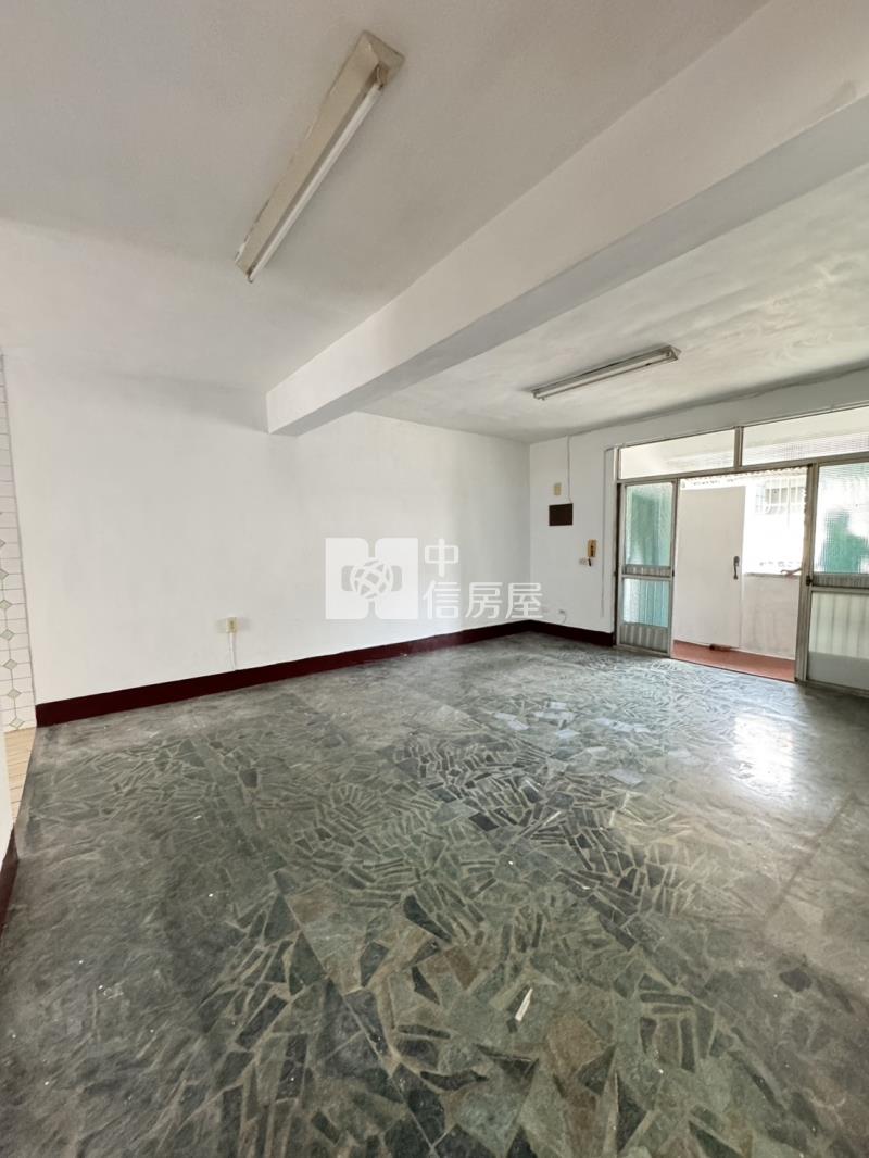 高雄澄清湖健身公寓房屋室內格局與周邊環境