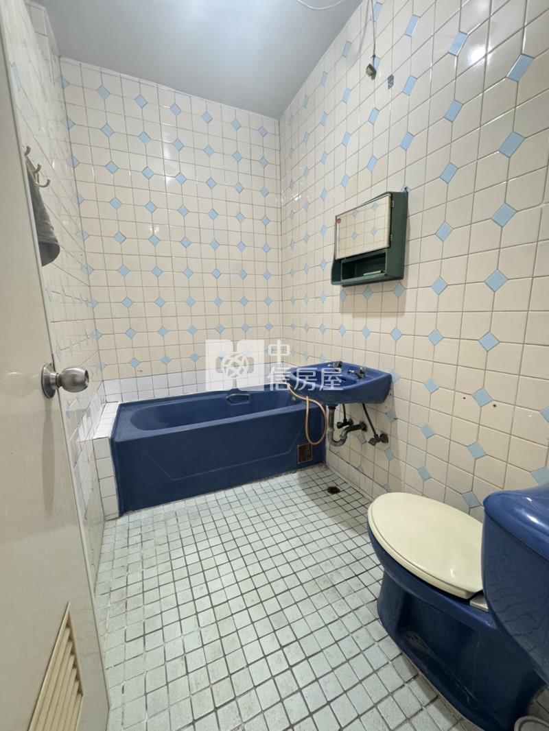 高雄澄清湖健身公寓房屋室內格局與周邊環境