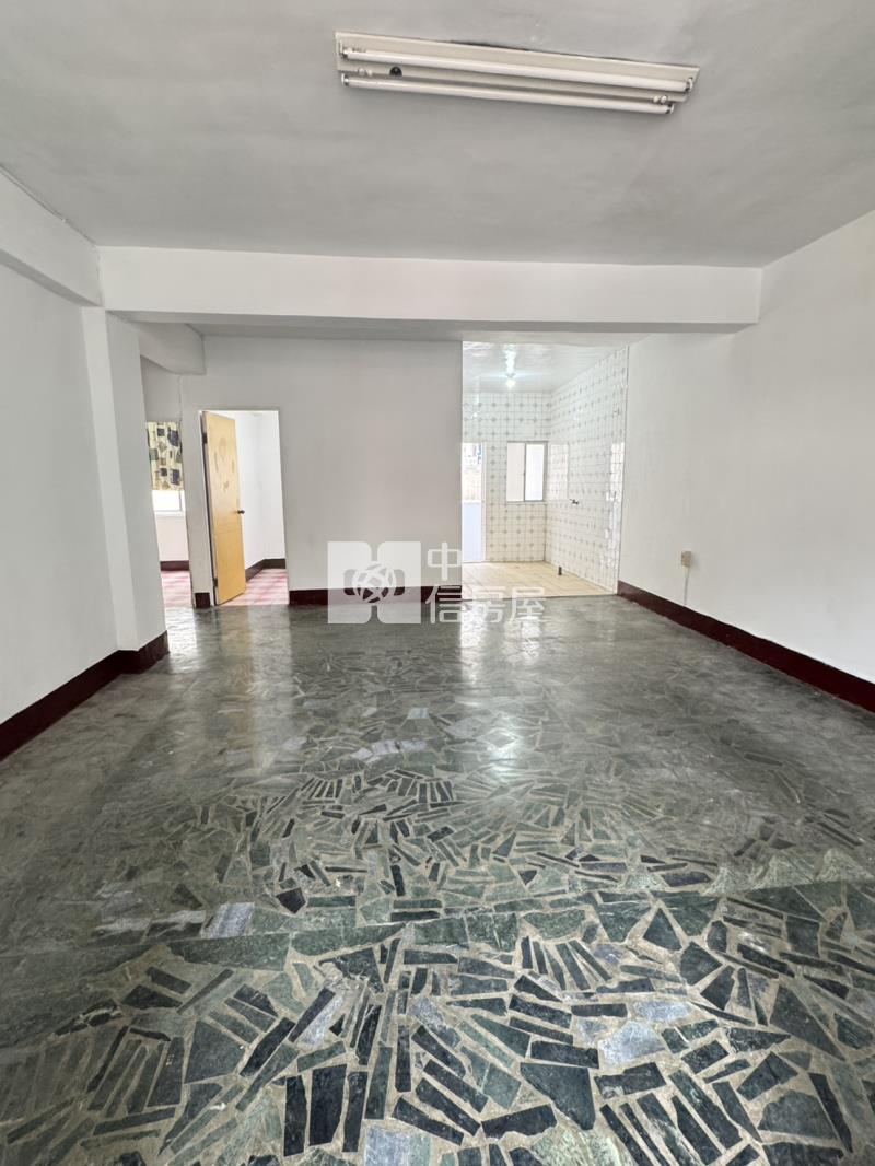 高雄澄清湖健身公寓房屋室內格局與周邊環境