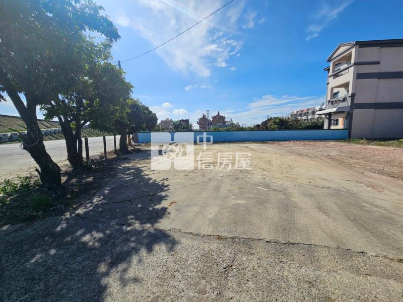 西港三角窗美建地房屋室內格局與周邊環境