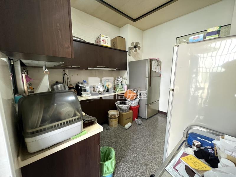 九德站旁鄰路透天別墅房屋室內格局與周邊環境