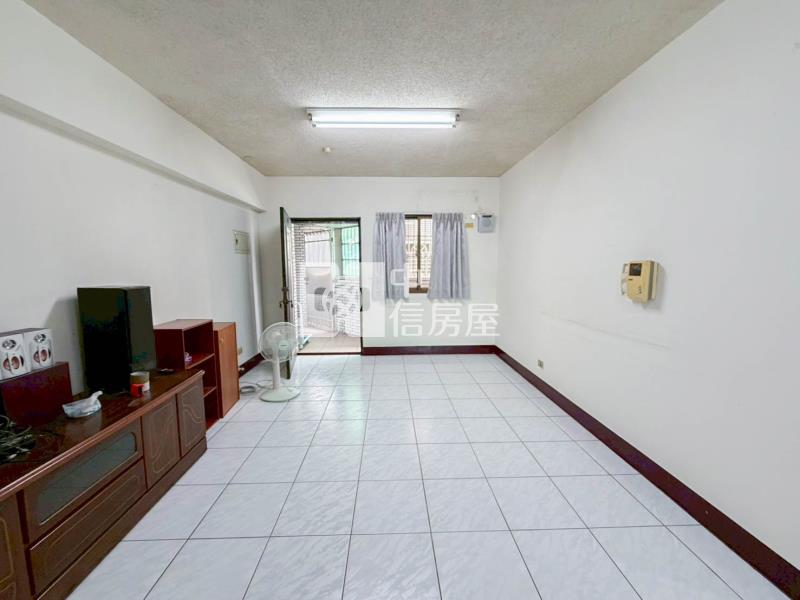 專任!大里益民商圈首購三房車位房屋室內格局與周邊環境