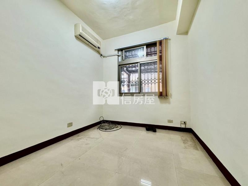 崇德.永興商圈.1樓大面寬店面+2樓公寓住家.雙車位房屋室內格局與周邊環境