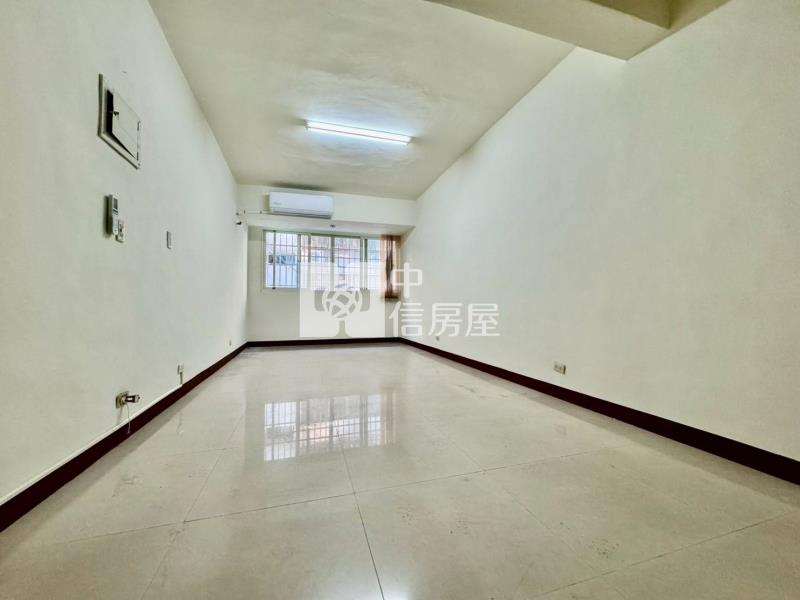 崇德.永興商圈.1樓大面寬店面+2樓公寓住家.雙車位房屋室內格局與周邊環境