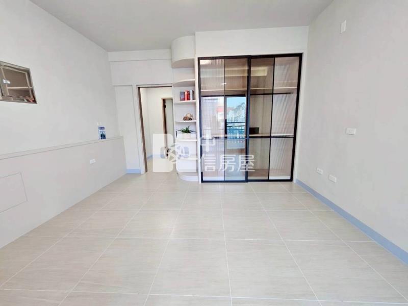 南區副都心旁奶油風四房整新車墅房屋室內格局與周邊環境