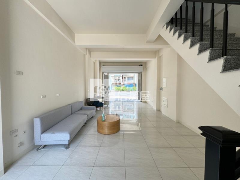 麟洛義大商圈金店住房屋室內格局與周邊環境