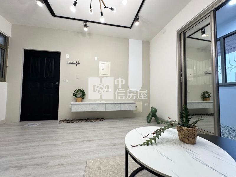左營美裝潢大三房公寓房屋室內格局與周邊環境