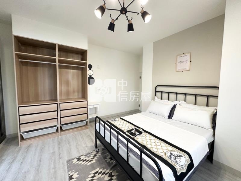 左營美裝潢大三房公寓房屋室內格局與周邊環境