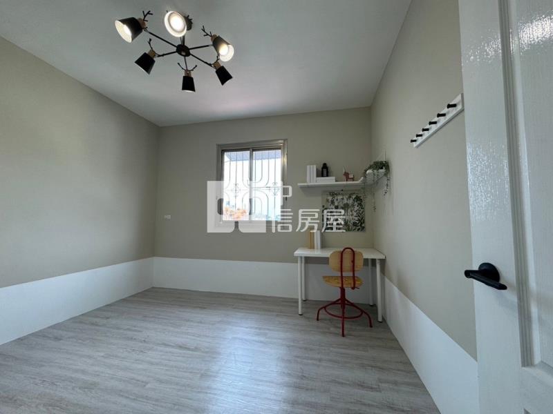 左營美裝潢大三房公寓房屋室內格局與周邊環境