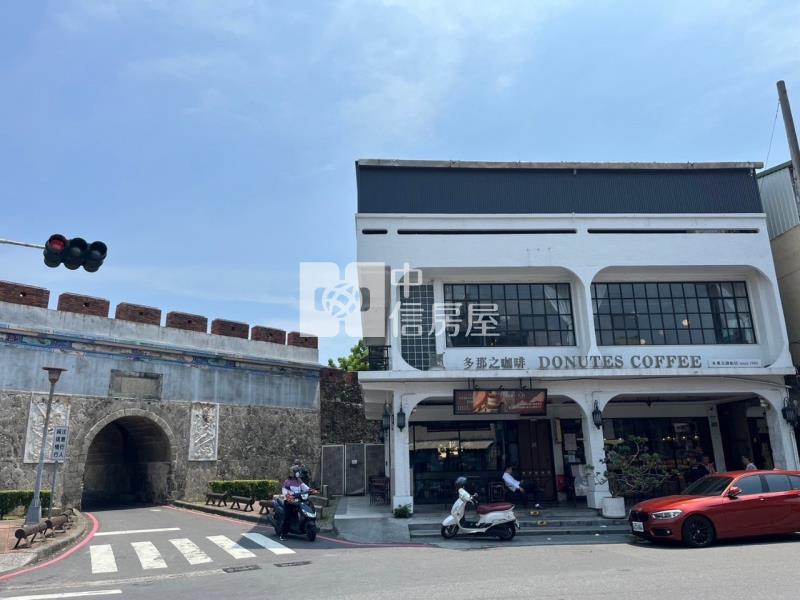 左營美裝潢大三房公寓房屋室內格局與周邊環境