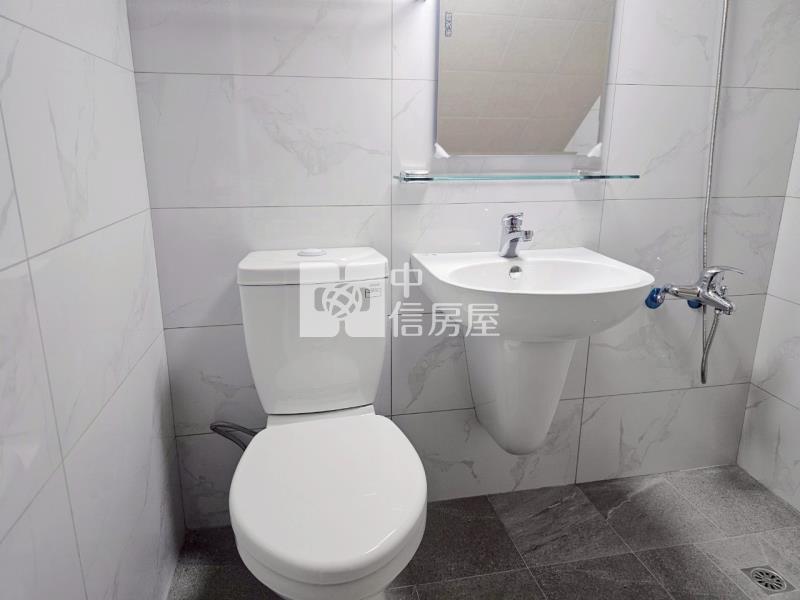 佳里市心傳統孝親5房金店住房屋室內格局與周邊環境