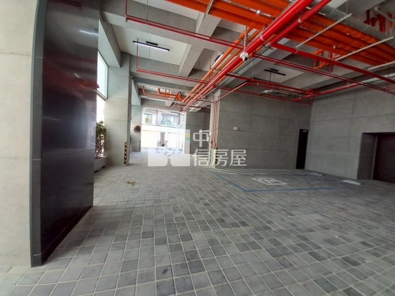 善化雪樹全新2房車位大露臺房屋室內格局與周邊環境