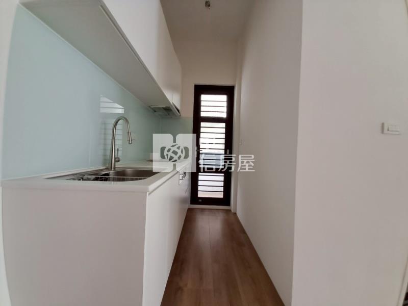 善化雪樹全新2房車位大露臺房屋室內格局與周邊環境