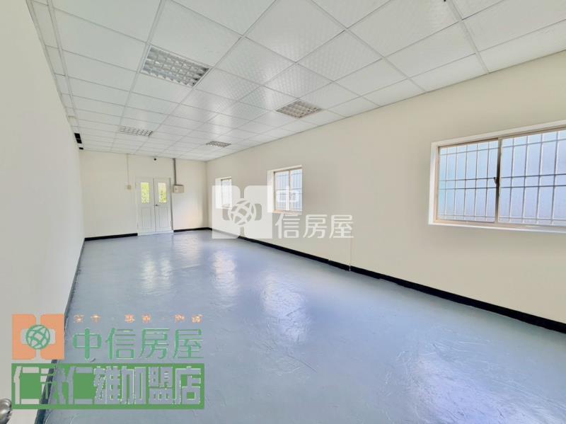 鳳山車站~捷運雙線交會~人潮金店面房屋室內格局與周邊環境