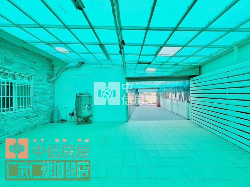 鳳山車站~捷運雙線交會~人潮金店面房屋室內格局與周邊環境