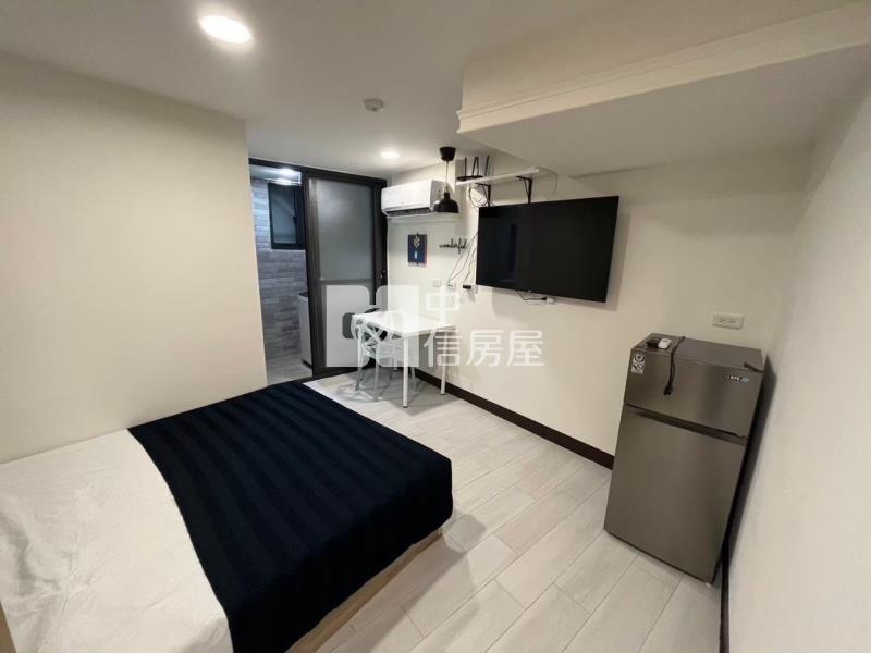 屏東榮總特區收租6套房透天房屋室內格局與周邊環境