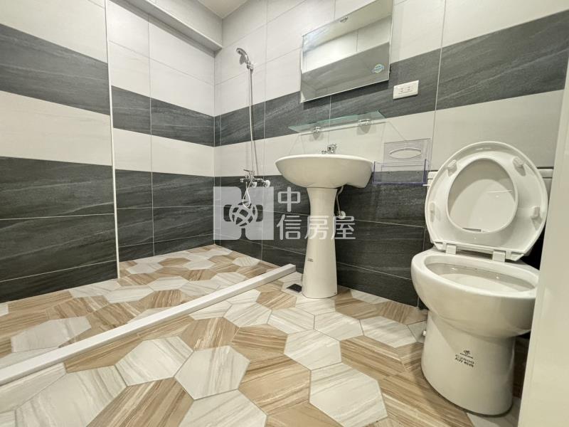 世賢嘉天廈美三房房屋室內格局與周邊環境