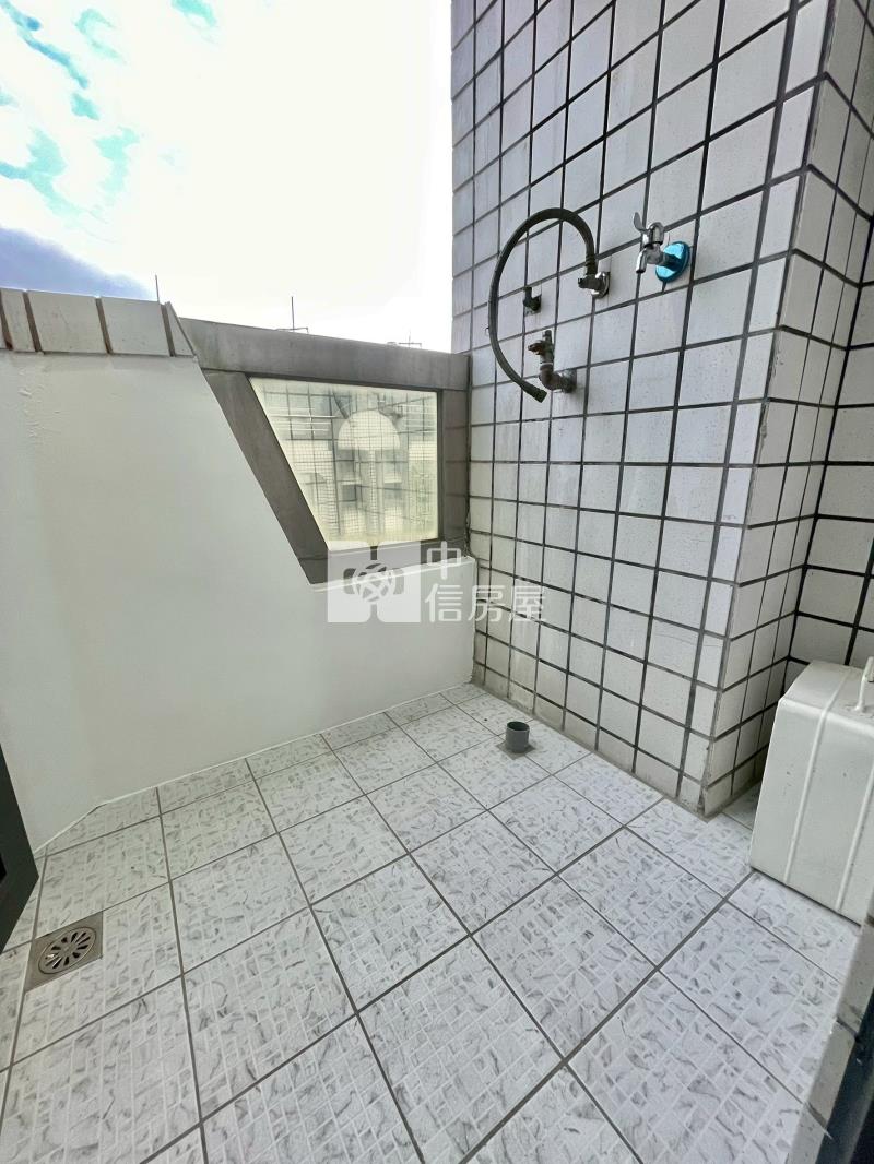 世賢國小美3房房屋室內格局與周邊環境