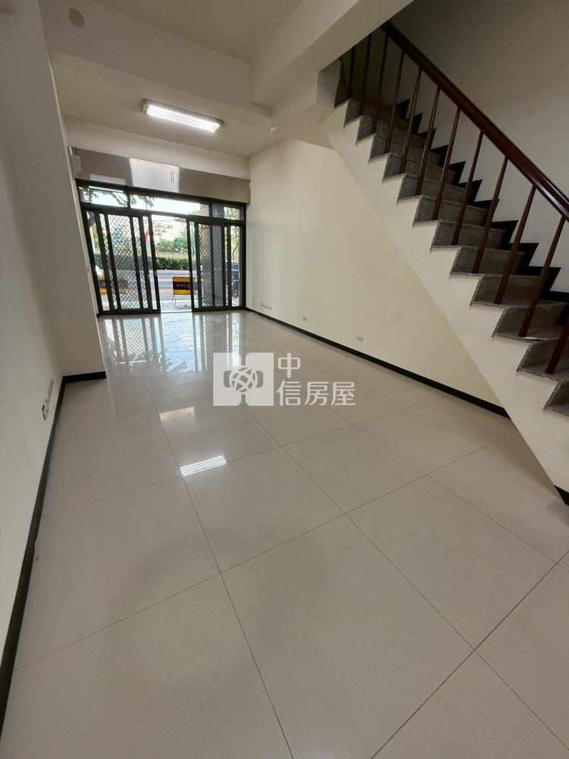 烏日捷運站㊣30米臨路別墅房屋室內格局與周邊環境