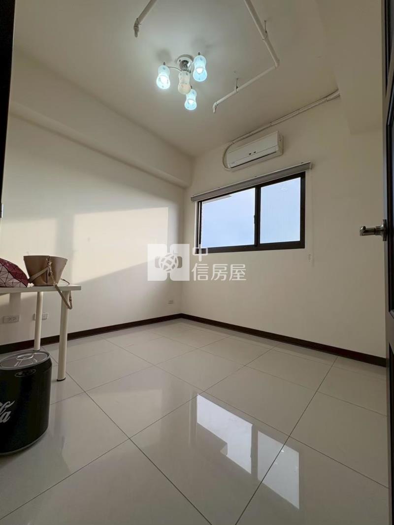 新屋交流道1+1房+車位房屋室內格局與周邊環境