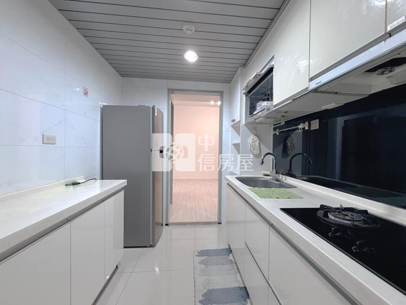 中壢交流道邊間景觀2房+平車房屋室內格局與周邊環境