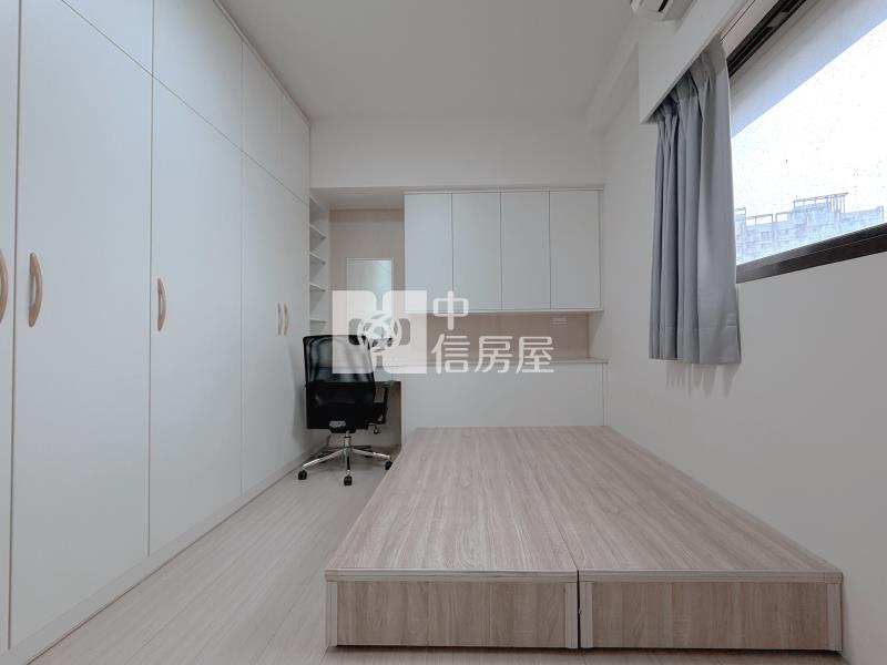 中壢交流道邊間景觀2房+平車房屋室內格局與周邊環境