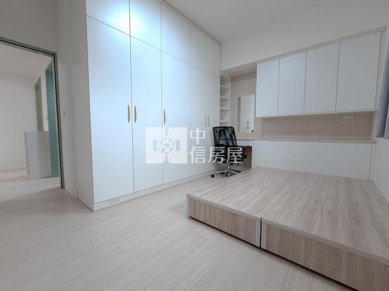 中壢交流道邊間景觀2房+平車房屋室內格局與周邊環境