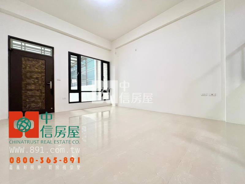 新港三間厝車庫別墅房屋室內格局與周邊環境