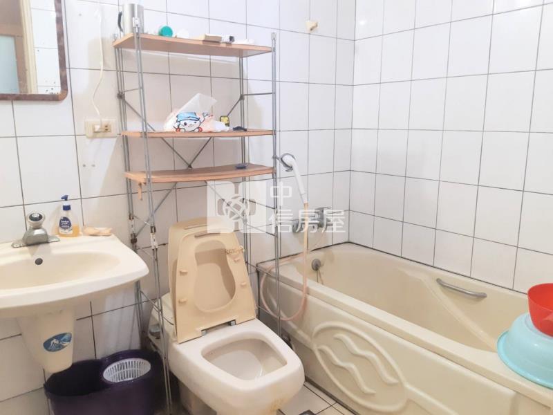 ●近火車站電梯三房房屋室內格局與周邊環境