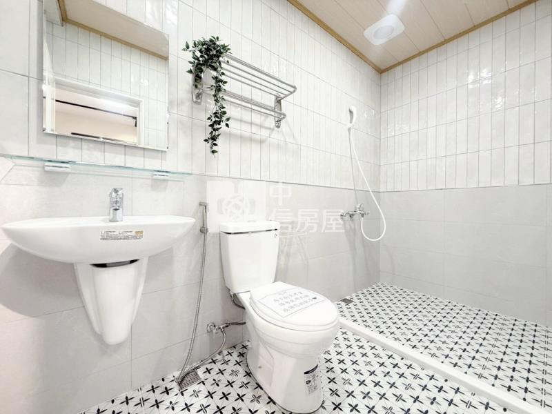 屏東鹽埔5米面寬美裝透天房屋室內格局與周邊環境