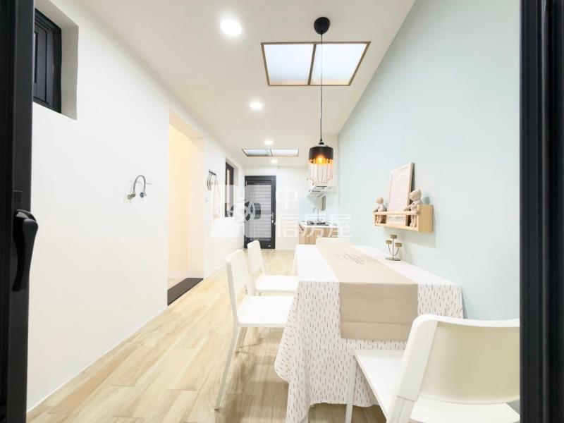 鳳山捷運精裝店住一樓寓房屋室內格局與周邊環境