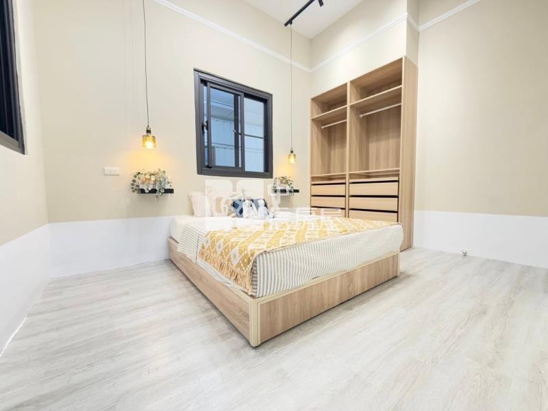 鳳山捷運精裝店住一樓寓房屋室內格局與周邊環境