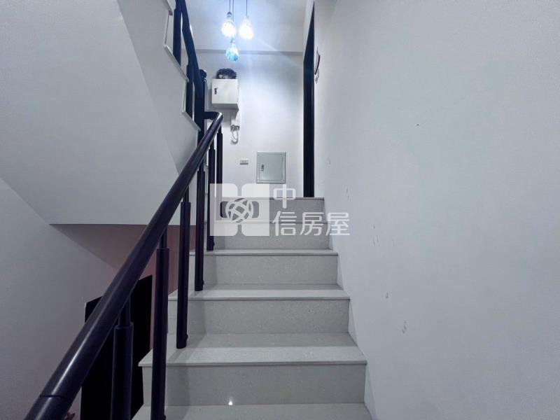 近善化車站四套房傳統車墅房屋室內格局與周邊環境