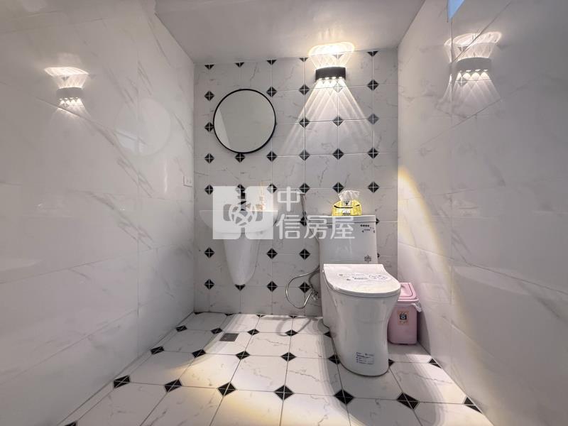 水萍溫雅緻四套房透天車墅房屋室內格局與周邊環境