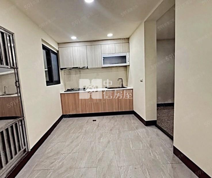 觀音大湖路近好事多透天房屋室內格局與周邊環境