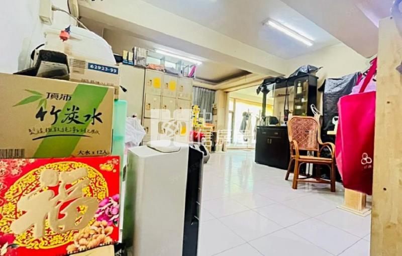 華勛商圈雙併大面寬店住(中信卓越團隊)房屋室內格局與周邊環境