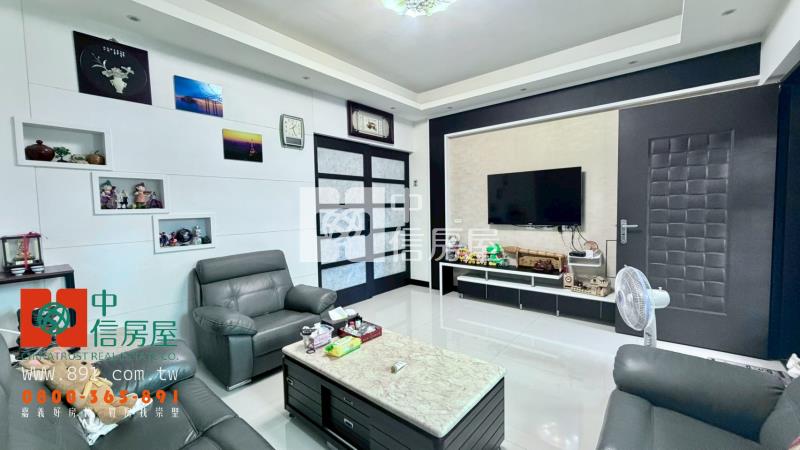 朴子輕屋齡車庫別墅房屋室內格局與周邊環境