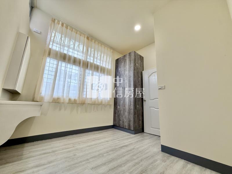 立新學區｜全新整理採光佳挑高舒適最俗3房直達休旅車位房屋室內格局與周邊環境