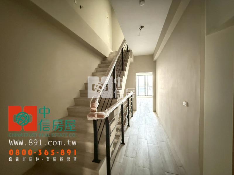 興嘉商圈全新電梯車庫別墅房屋室內格局與周邊環境