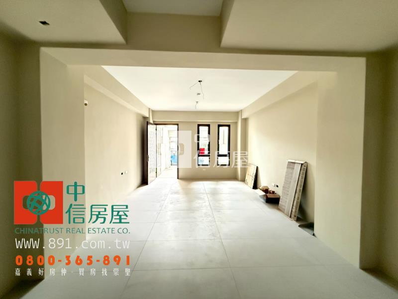 興嘉商圈全新電梯車庫別墅房屋室內格局與周邊環境