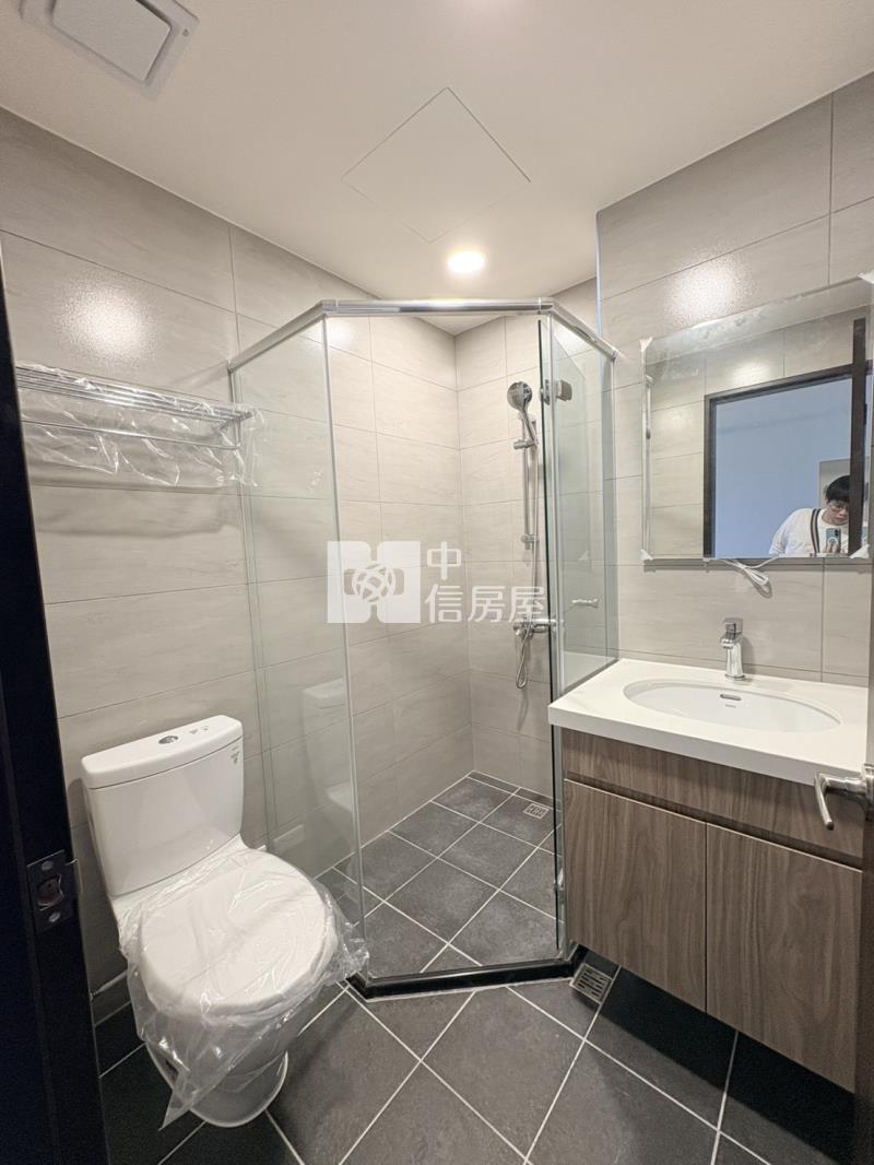 廣豐商圈全新兩房雙衛浴平車房屋室內格局與周邊環境