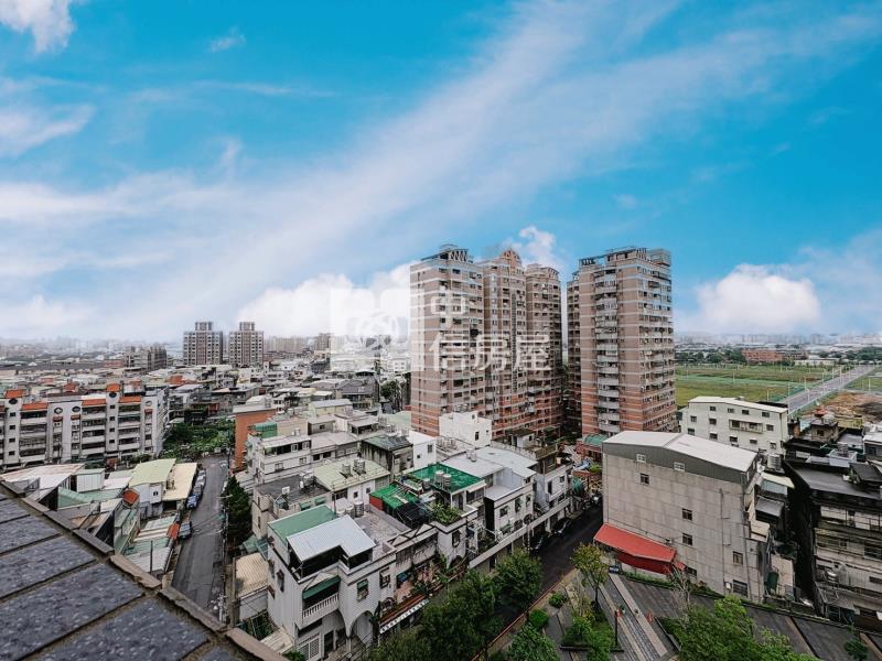 廣豐商圈全新兩房雙衛浴平車房屋室內格局與周邊環境