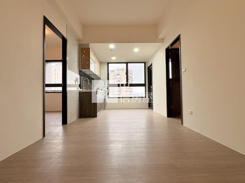 廣豐商圈全新兩房雙衛浴平車房屋室內格局與周邊環境