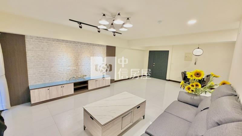 大昌商圈電梯翻新大四房房屋室內格局與周邊環境