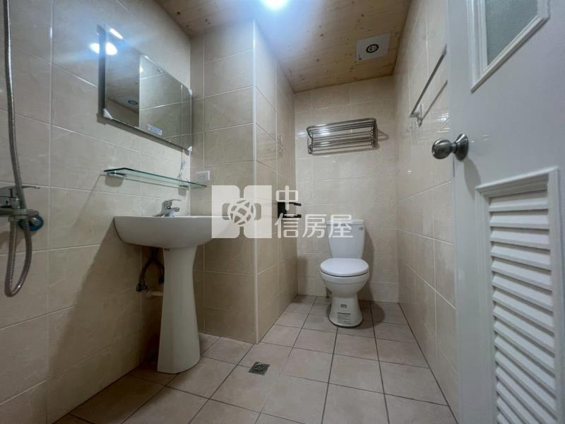 東山商圈視野戶平車美三房房屋室內格局與周邊環境