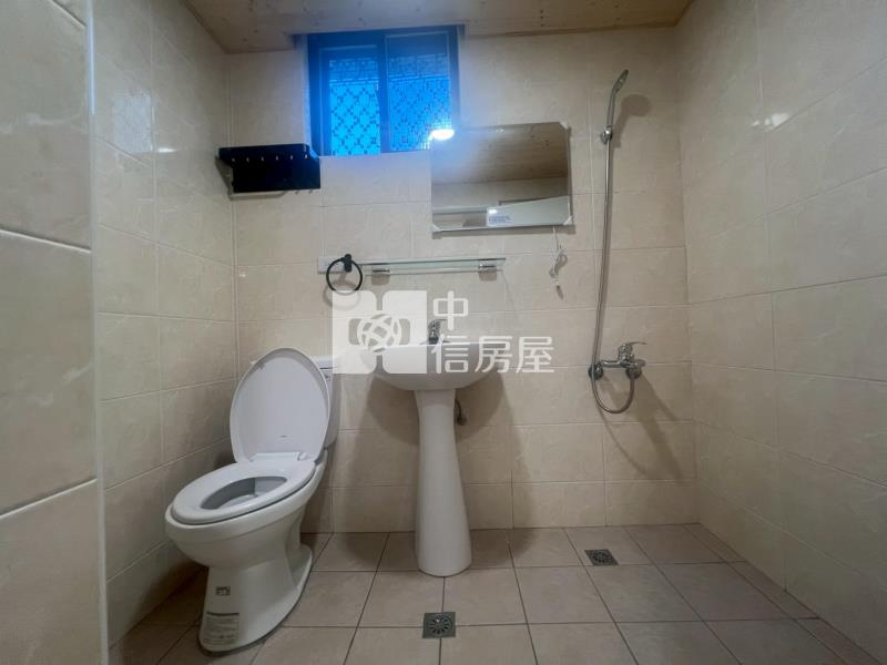 東山商圈視野戶平車美三房房屋室內格局與周邊環境