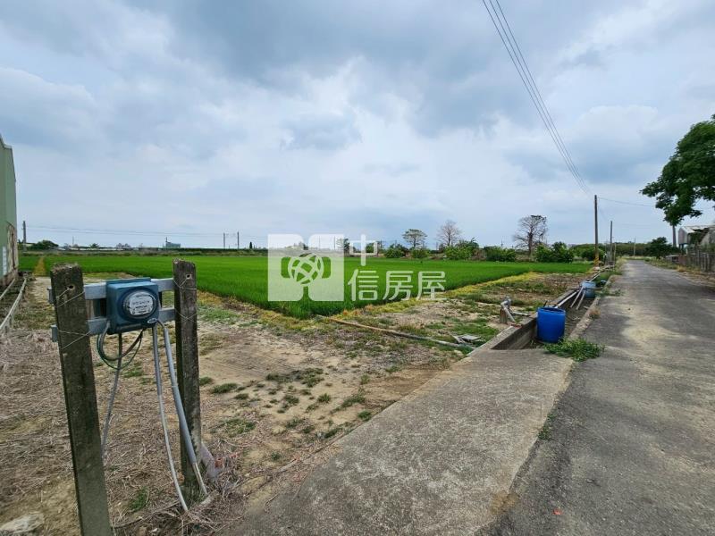 善化北子店近3分有水有電方正農地房屋室內格局與周邊環境